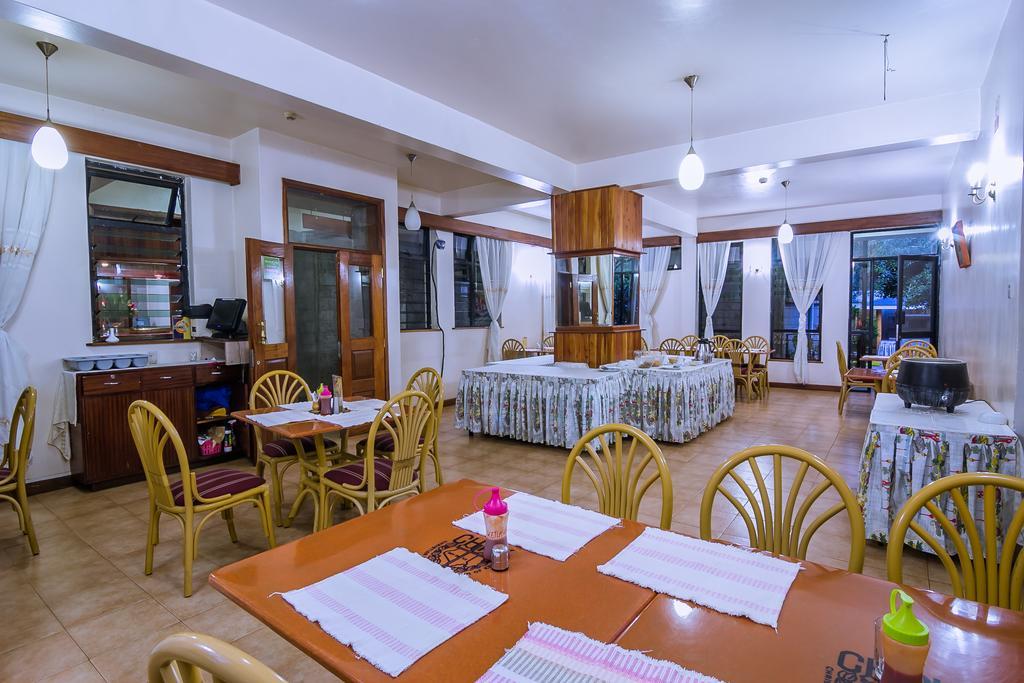 Chak Guesthouse & Conference Center Найробі Екстер'єр фото