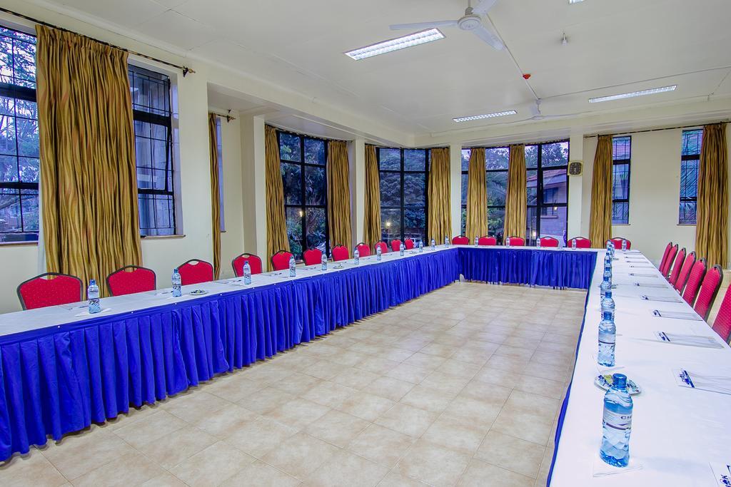 Chak Guesthouse & Conference Center Найробі Екстер'єр фото