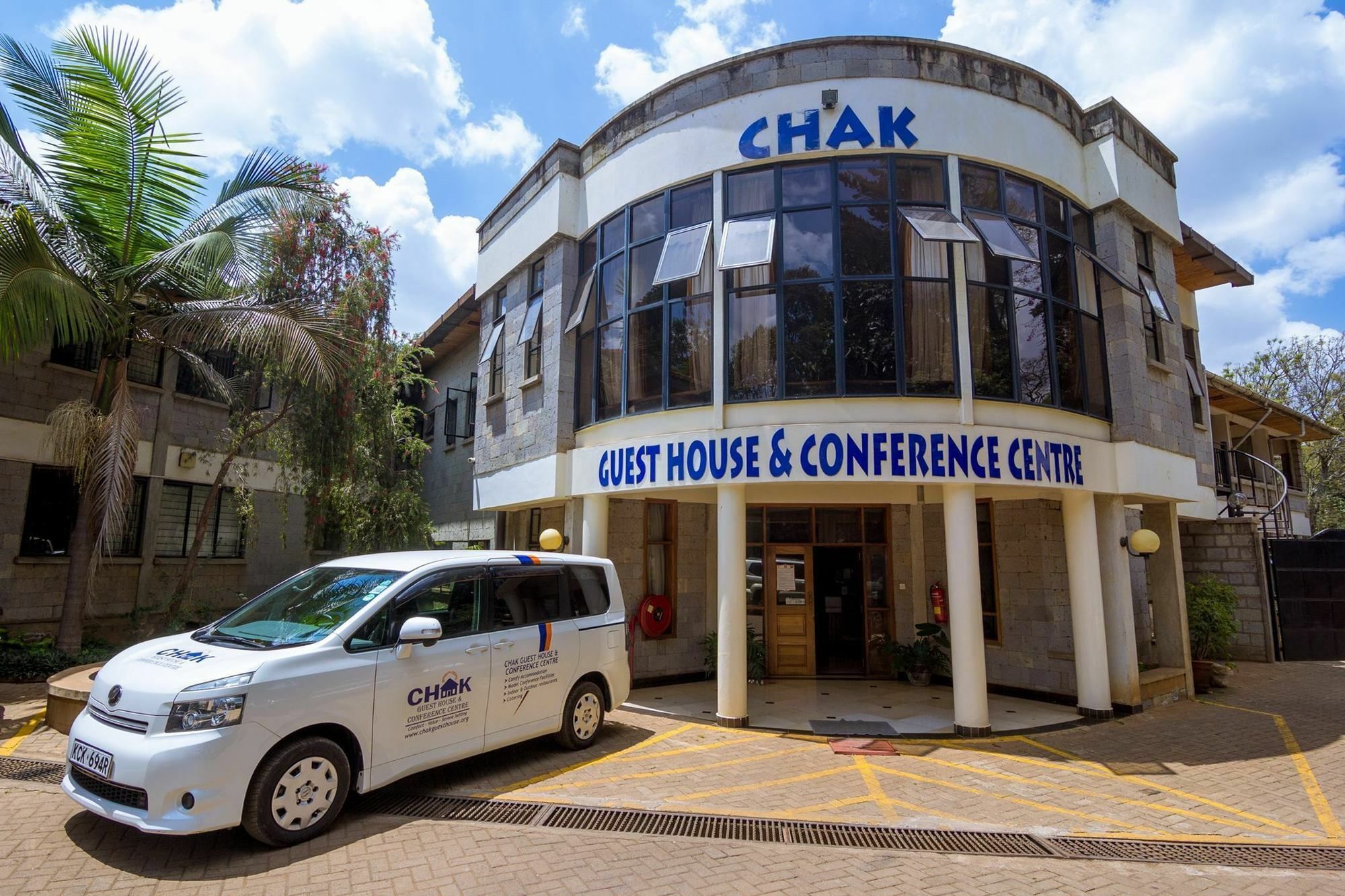 Chak Guesthouse & Conference Center Найробі Екстер'єр фото